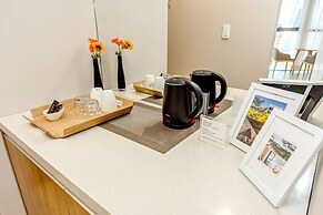 Jeju Bom Stay & Art Gallery