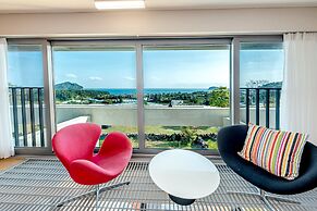 Jeju Bom Stay & Art Gallery