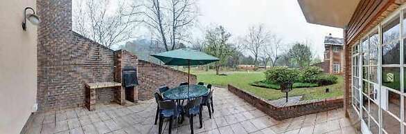 Merry Pebbles Resort & Caravan Park