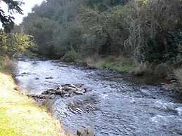 Merry Pebbles Resort & Caravan Park