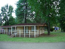 Merry Pebbles Resort & Caravan Park