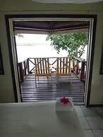 Va-i-moana Seaside Lodge