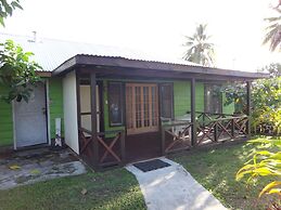 Va-i-moana Seaside Lodge