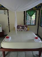 Va-i-moana Seaside Lodge
