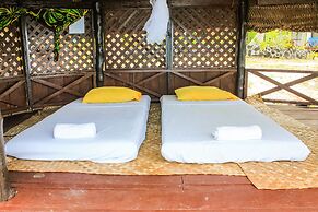 Va-i-moana Seaside Lodge