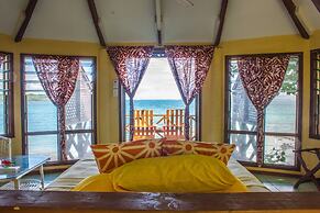 Va-i-moana Seaside Lodge