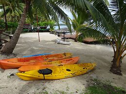 Va-i-moana Seaside Lodge