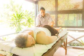 Va-i-moana Seaside Lodge