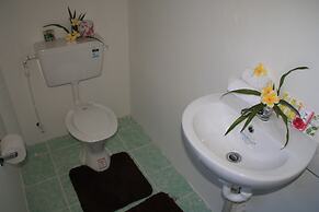 Va-i-moana Seaside Lodge