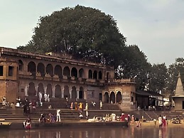 Hotel Delta International