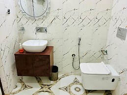 Hotel Delta International