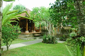 Jati 3 Bungalows and Spa