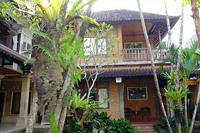 Jati 3 Bungalows and Spa