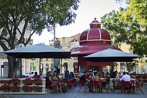 Lisbon Arsenal Suites