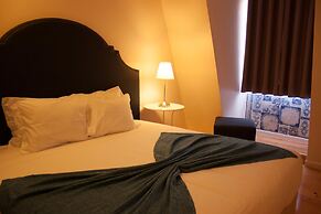 Lisbon Arsenal Suites