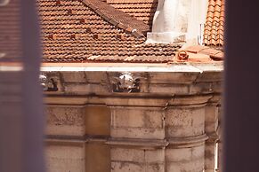 Lisbon Arsenal Suites