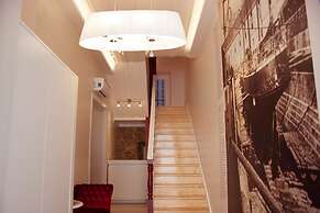 Lisbon Arsenal Suites