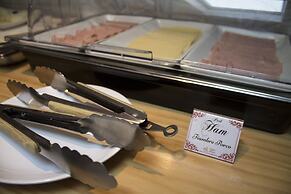 Lisbon Arsenal Suites