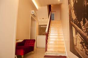 Lisbon Arsenal Suites