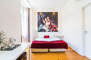 Lisbon Arsenal Suites