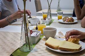 Lisbon Arsenal Suites