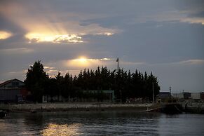 Lisbon Arsenal Suites