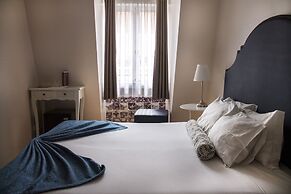 Lisbon Arsenal Suites