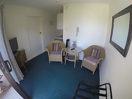 Bay Sands Seafront Studios