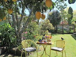 Annick House Bed and Breakfast