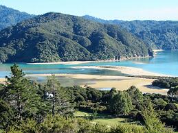 Annick House Bed and Breakfast