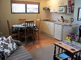 Annick House Bed and Breakfast