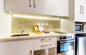 VR Queen Street - Hotel & Suites