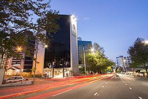 VR Queen Street - Hotel & Suites