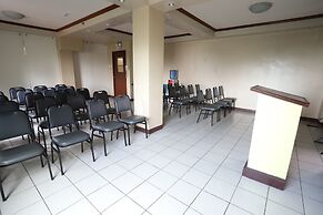 OYO 210 Apple Tree Suites