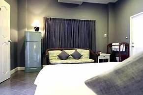 Hotel Alley