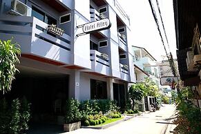 Hotel Alley
