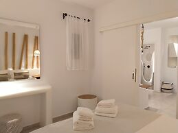 Dolphin Kastraki Studios