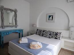 Dolphin Kastraki Studios