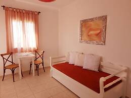 Dolphin Kastraki Studios