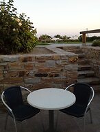 Dolphin Kastraki Studios