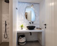 Dolphin Kastraki Studios