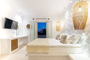 Dolphin Kastraki Studios