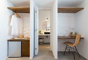 Dolphin Kastraki Studios