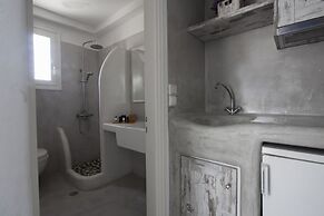 Dolphin Kastraki Studios