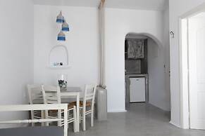 Dolphin Kastraki Studios