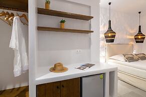 Dolphin Kastraki Studios