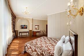 Black Sea Hotel