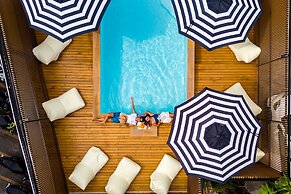 The Tint at Phuket town