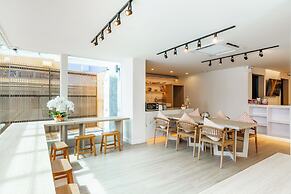 The Tint at Phuket town