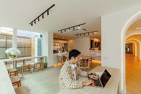 The Tint at Phuket town